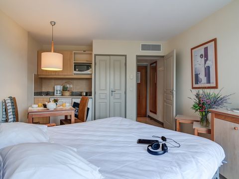 STUDIO 3 personnes - 1 lit double - D1P