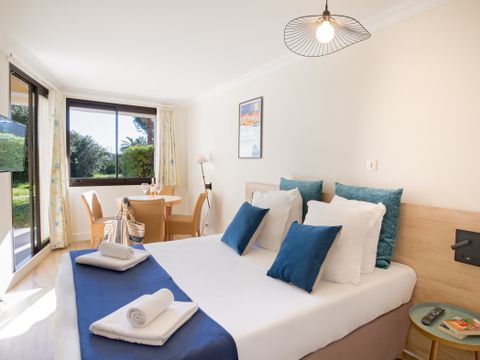 CHAMBRE 4 personnes - Quadruple