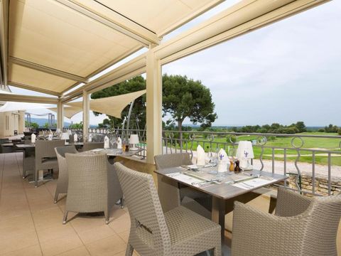 Madame Vacances - Résidence Provence Country Club - Camping Vaucluse - Image N°16