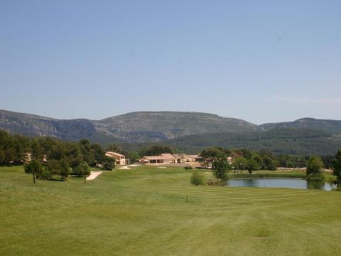 Madame Vacances - Résidence Provence Country Club - Camping Vaucluse - Image N°19