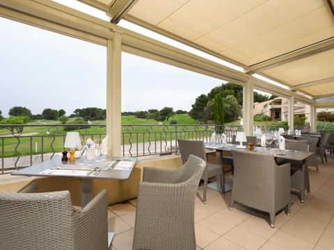 Madame Vacances - Résidence Provence Country Club - Camping Vaucluse - Image N°15