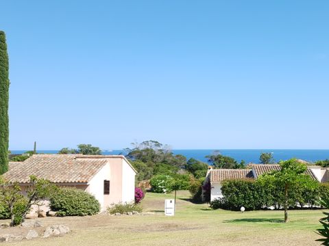 VILLA 4 personnes - F2 classique