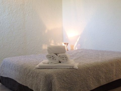 VILLA 4 personnes - F2 climatisé