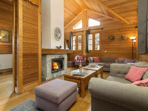 Madame Vacances - La Résidence Les Chalets de L'Altiport   - Camping Isère - Image N°5