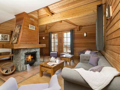 Madame Vacances - La Résidence Les Chalets de L'Altiport   - Camping Isère - Image N°6