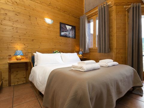 APPARTEMENT 8 personnes - PMR - Possibilité d'une salle de douche et WC en plus