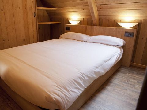 BUNGALOW 4 personnes - BORD DE LUXE