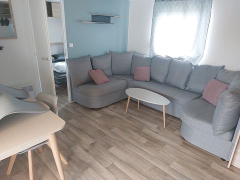 MOBILHOME 8 personnes - 008 (3 chambres, 2 salle d'eau) - Clim, TV, Lave-vaisselle - Terrasse couverte