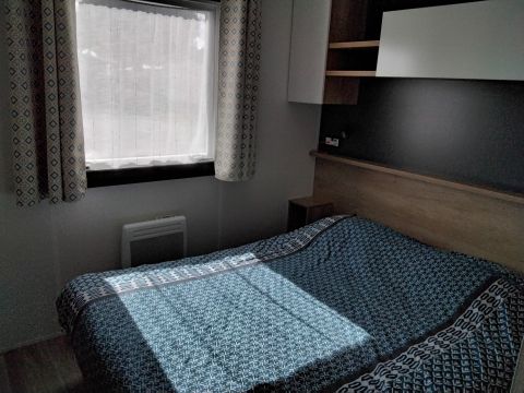 MOBILHOME 6 personnes - 3 chambres - 1 salle d'eau - (Clim, TV, Lave-linge) - Terrasse couverte