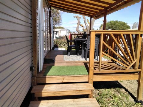 MOBILHOME 6 personnes - 3 chambres - 1 salle d'eau - (Clim, TV, Lave-linge) - Terrasse couverte