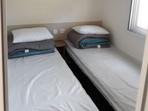 MOBILHOME 8 personnes - 3 chambres 2 salles d'eau - Lattes MH LUMI 302