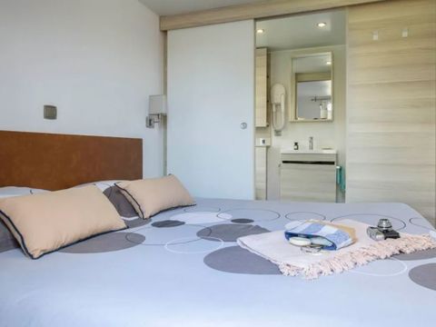 MOBILHOME 6 personnes - EXCLUSIF 3 chambres avec suite parentale