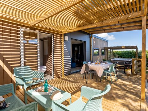 Mobilhome 6 personnes - EXCLUSIF 3 chambres Jacuzzi avec suite parentale