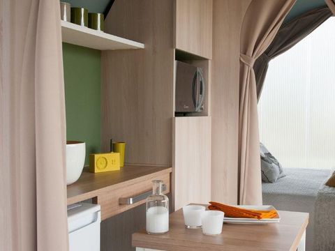 BUNGALOW TOILÉ 4 personnes - Confort Tente 2 chambres (sans sanitaires)