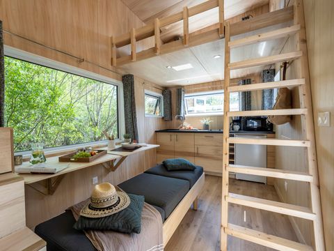HÉBERGEMENT INSOLITE 4 personnes - Tiny House PREMIUM 2 chambres