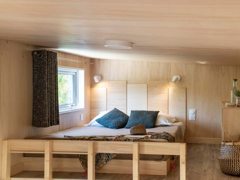 HÉBERGEMENT INSOLITE 4 personnes - Tiny House PREMIUM 2 chambres