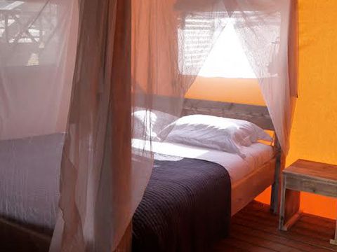 TENTE TOILE ET BOIS 5 personnes - Safari