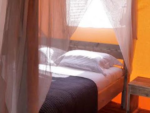 TENTE TOILE ET BOIS 5 personnes - Safari