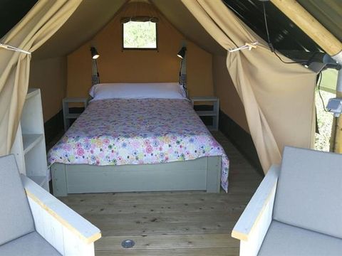Tente en toile et en bois 2 personnes - SAFARI LUXE Sans Sanitaires