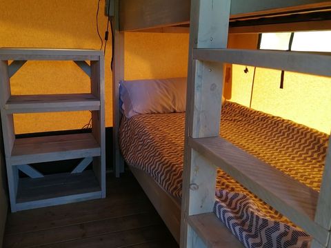 TENTE TOILE ET BOIS 4 personnes - SAFARI LUXE Sans Sanitaires