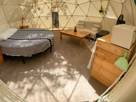 HÉBERGEMENT INSOLITE 4 personnes - Dôme et bain finlandais  4 personnes - BuccoliK