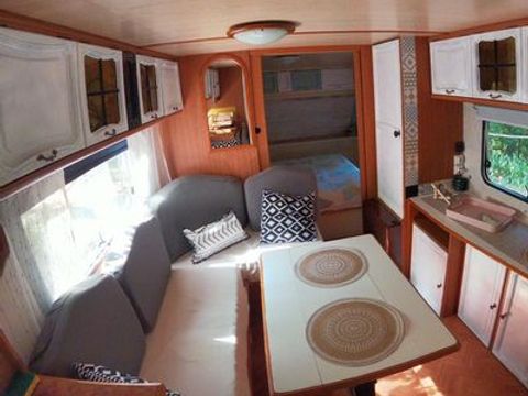 CARAVANE 4 personnes - 4 personnes et jacuzzi - NordiK