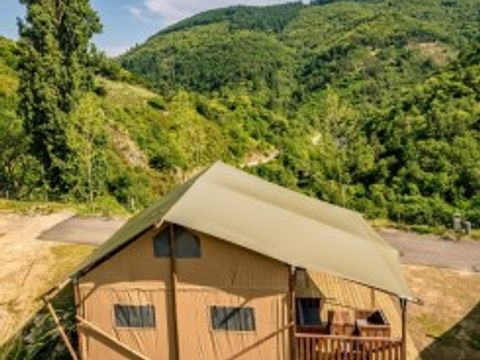 Tente en toile et en bois 6 personnes - Lodgetent avec salle de bain + WC