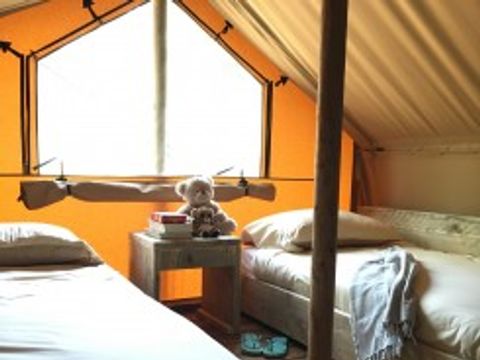 Tente en toile et en bois 6 personnes - Lodgetent avec salle de bain + WC