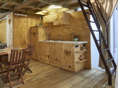 Hébergement 4 personnes - Airlodge 2.0