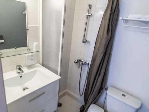 APPARTEMENT 6 personnes - APPARTEMENT 2 PIECES 6 PERSONNES