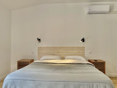VILLA 2 personnes - Villa 58m² Confort - 1 chambre + Terrasse Vue Lac + TV 2 pers