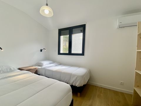 VILLA 6 personnes - Villa 116m² Premium - 3 chambres + Terrasse Vue Lac + TV + 2SDB + SPA + LV 6 pers