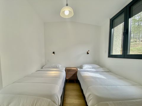 VILLA 6 personnes - Villa 116m² Premium - 3 chambres + Terrasse Vue Lac + TV + 2SDB + SPA + LV 6 pers