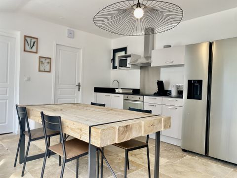 VILLA 6 personnes - Villa 116m² Premium - 3 chambres + Terrasse Vue Lac + TV + 2SDB + SPA + LV 6 pers