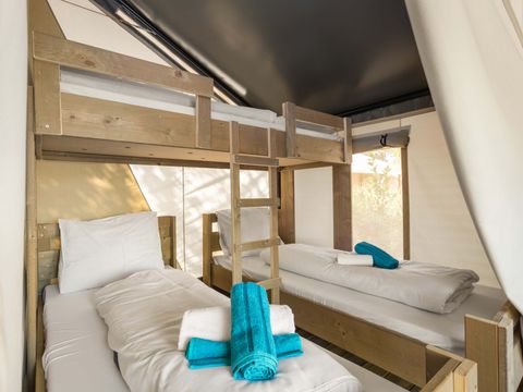 Tente en toile et en bois 4 personnes - Tente safari Confort + climatisation