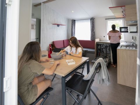 MOBILHOME 8 personnes - MH4 CONFORT+ 40m2