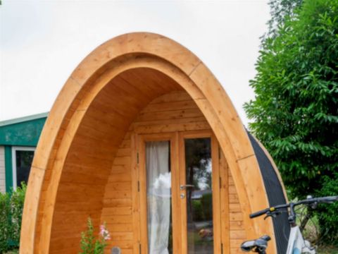 HÉBERGEMENT INSOLITE 2 personnes - LA CABANE DU RANDONNEUR