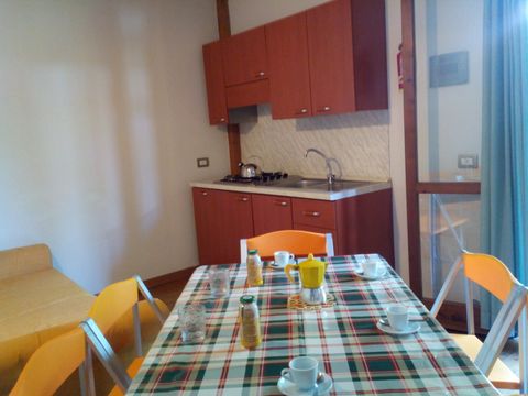 MAISON 6 personnes - 2 pièces