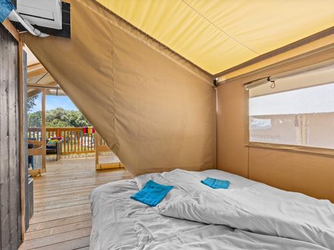 Tente en toile et en bois 5 personnes - Porto Sole - Tente Safari Bella Vista + air conditionné (5P)