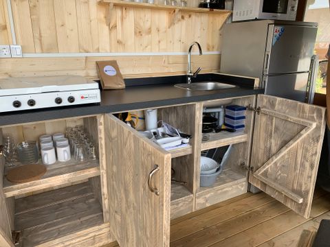 Tente en toile et en bois 4 personnes - Naturiste Ulika - Tente Safari + sanitaires + air conditionné (6P)