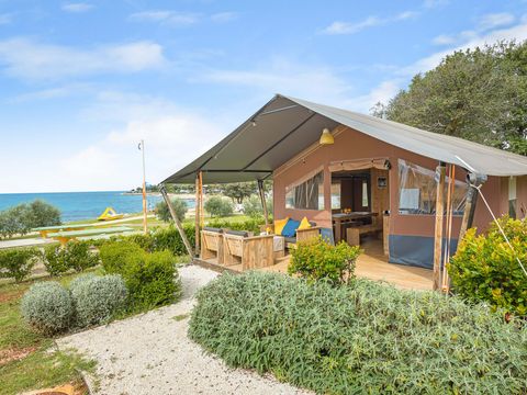 TENTE TOILE ET BOIS 4 personnes - Naturiste Ulika - Tente Safari + sanitaires + air conditionné (6P)