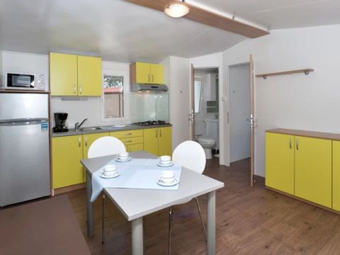 MOBILHOME 4 personnes - Superior Mobile Home Pool View