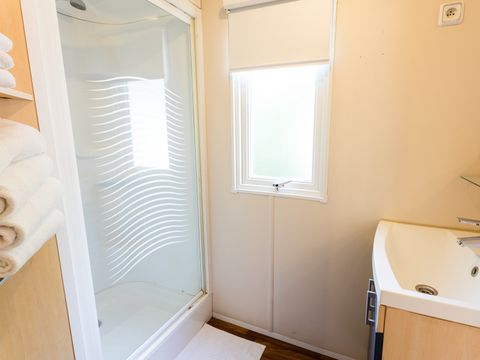 MOBILHOME 4 personnes - Classic | 2 Ch. | 4 Pers. | Terrasse surélevée | Clim.