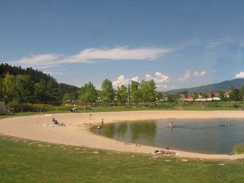 Camping La Vallee Verte - Camping Puy-de-Dôme - Image N°11