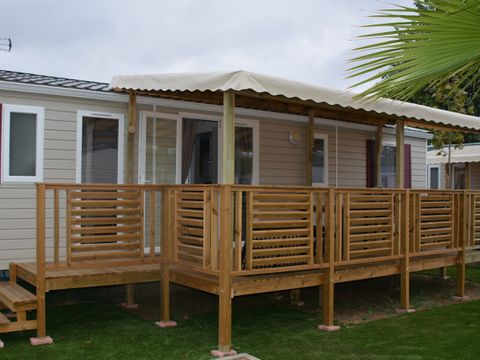 MOBILHOME 8 personnes - 003 (3 chambres, 2 salle d'eau) - Clim, TV, Lave-vaisselle, Lave-linge - Terrasse