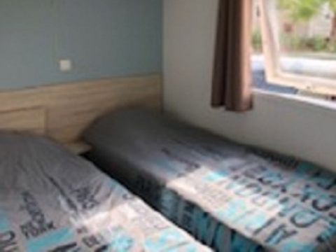 MOBILHOME 6 personnes - 005 (3 chambres, 2 salle d'eau) - Clim, TV, Lave-vaisselle, Lave-linge - Terrasse