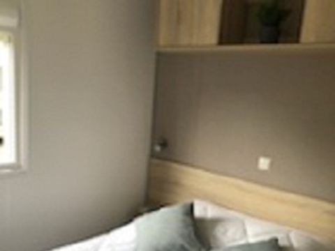 MOBILHOME 6 personnes - 005 (3 chambres, 2 salle d'eau) - Clim, TV, Lave-vaisselle, Lave-linge - Terrasse