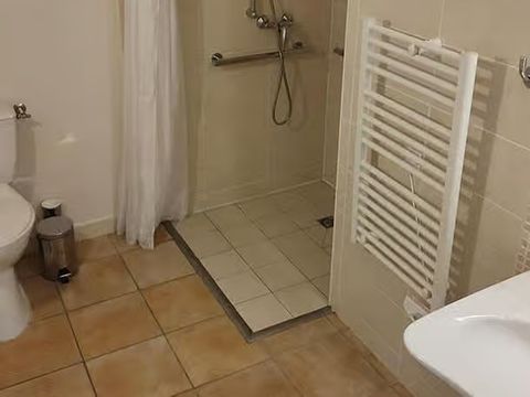 APPARTEMENT 4 personnes - Premium Cottage Chambre 4 pers Terrasse Climatisation (H)