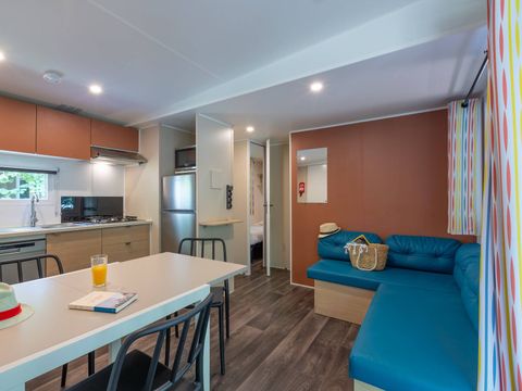 MOBILHOME 6 personnes - Comfort | 3 Ch. | 6 Pers. | Terrasse surélevée | Clim.