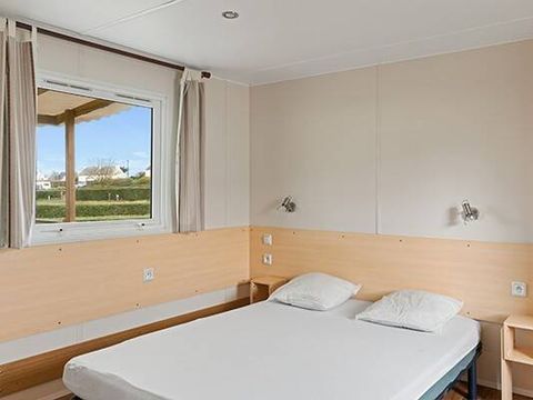 MOBILHOME 4 personnes - PMR | Comfort | 2 Ch. | 4 Pers. | Terrasse surélevée non couverte | Clim.